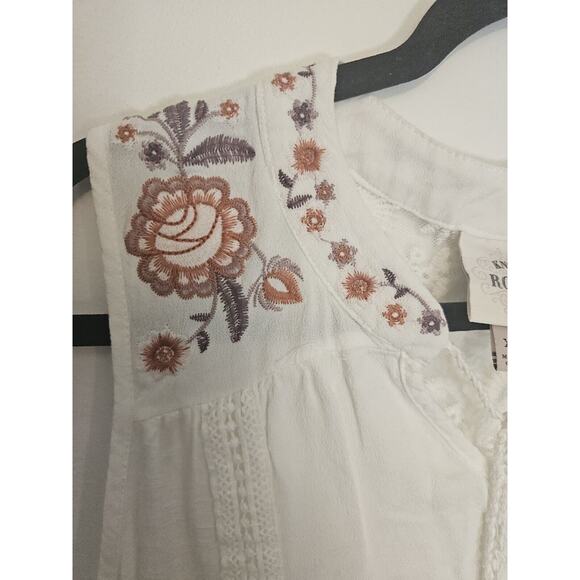 Knox Rose‎ Top White Flowy Boho Tank Feminine Crochet Detail Tassles XS Vneck - Picture 4 of 10